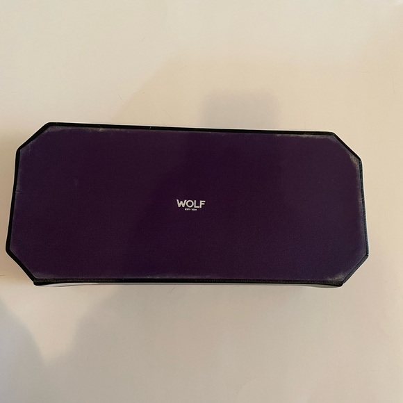 Wolf Watch Case 5 Watch Storage with key - Picture 3 of 7